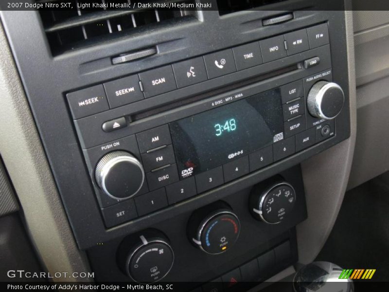 Light Khaki Metallic / Dark Khaki/Medium Khaki 2007 Dodge Nitro SXT