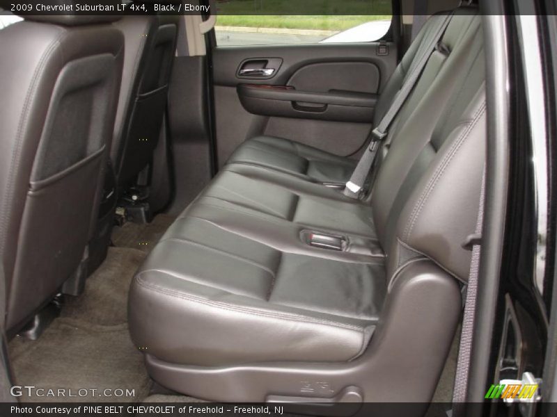 Black / Ebony 2009 Chevrolet Suburban LT 4x4