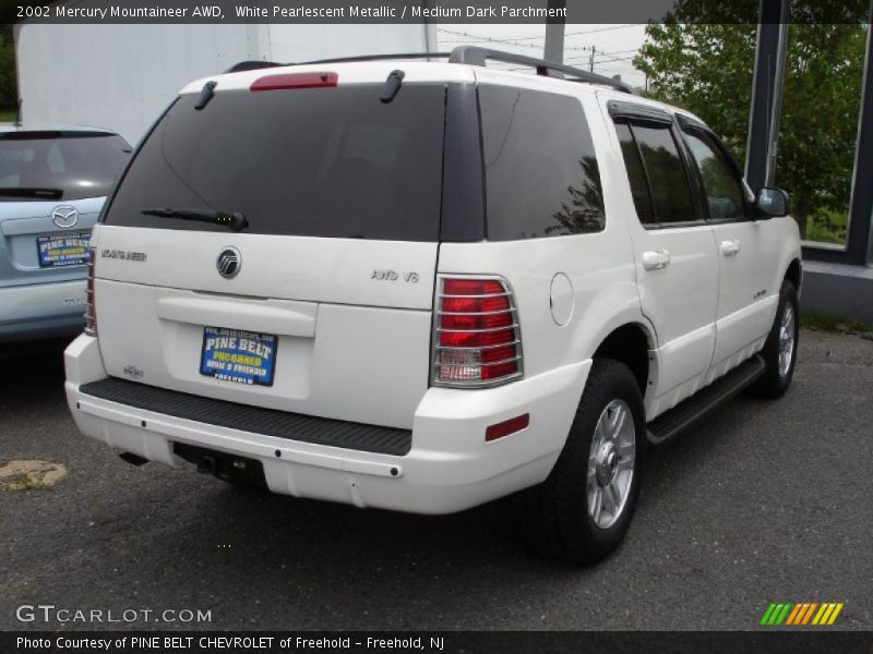 White Pearlescent Metallic / Medium Dark Parchment 2002 Mercury Mountaineer AWD