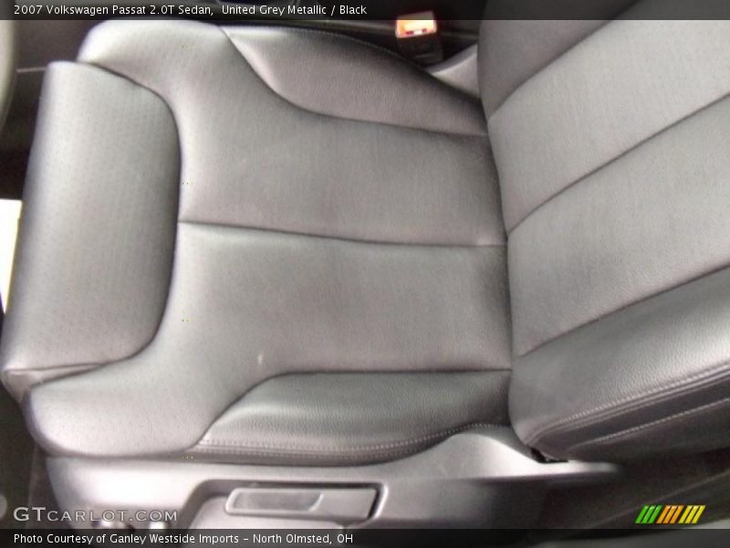 United Grey Metallic / Black 2007 Volkswagen Passat 2.0T Sedan