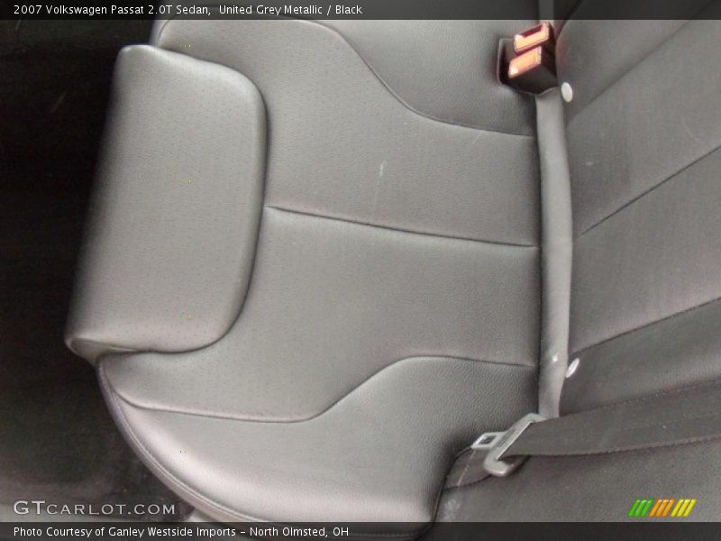 United Grey Metallic / Black 2007 Volkswagen Passat 2.0T Sedan