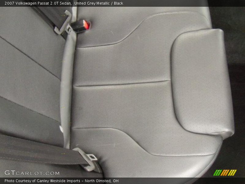 United Grey Metallic / Black 2007 Volkswagen Passat 2.0T Sedan