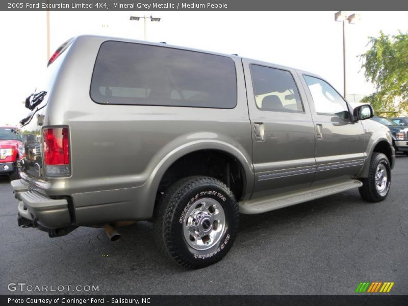 Mineral Grey Metallic / Medium Pebble 2005 Ford Excursion Limited 4X4