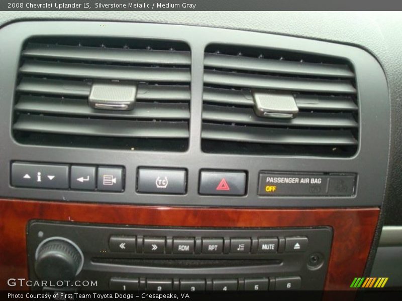 Silverstone Metallic / Medium Gray 2008 Chevrolet Uplander LS