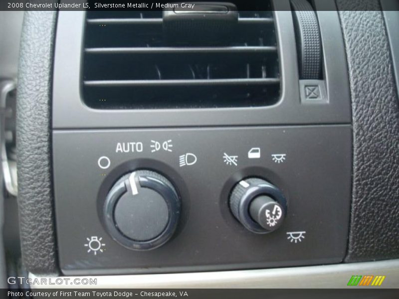 Silverstone Metallic / Medium Gray 2008 Chevrolet Uplander LS