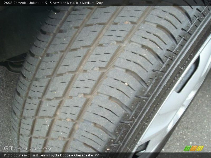 Silverstone Metallic / Medium Gray 2008 Chevrolet Uplander LS