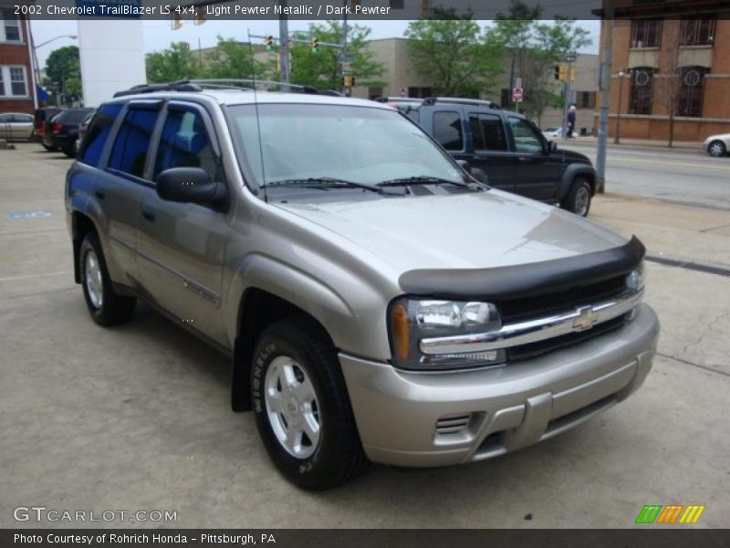 Light Pewter Metallic / Dark Pewter 2002 Chevrolet TrailBlazer LS 4x4