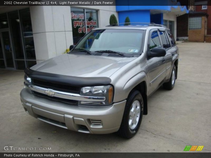 Light Pewter Metallic / Dark Pewter 2002 Chevrolet TrailBlazer LS 4x4