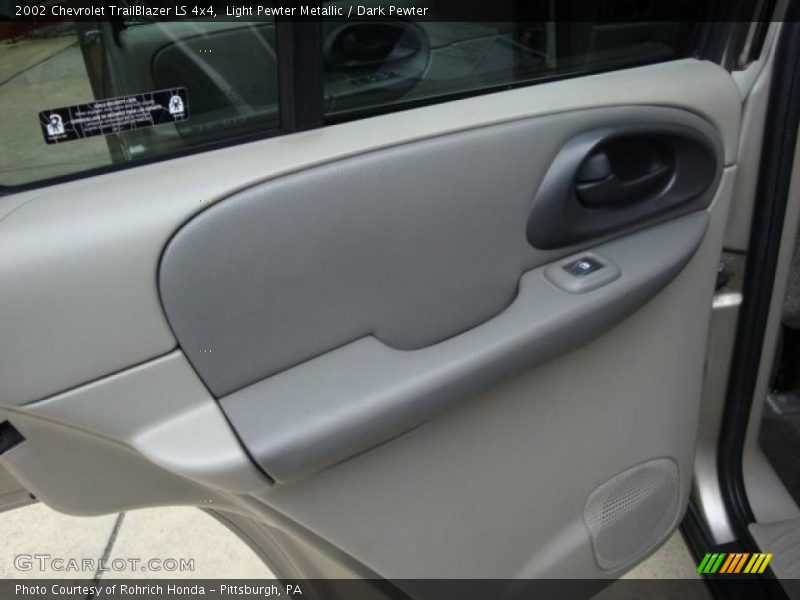 Light Pewter Metallic / Dark Pewter 2002 Chevrolet TrailBlazer LS 4x4