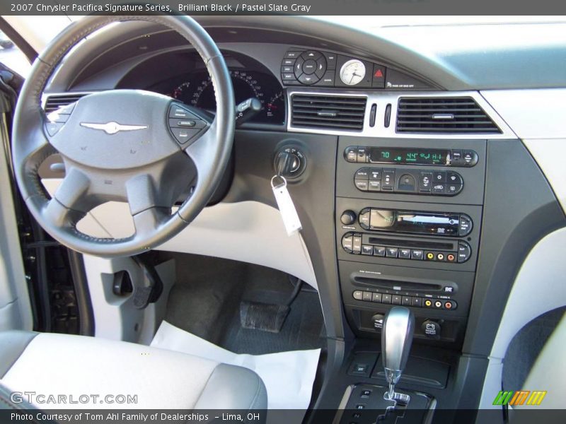 Brilliant Black / Pastel Slate Gray 2007 Chrysler Pacifica Signature Series