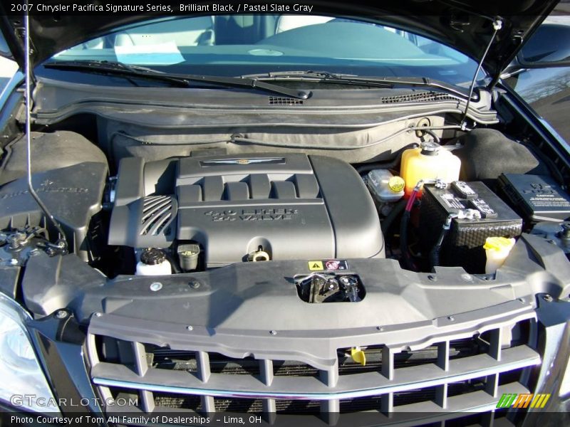 Brilliant Black / Pastel Slate Gray 2007 Chrysler Pacifica Signature Series