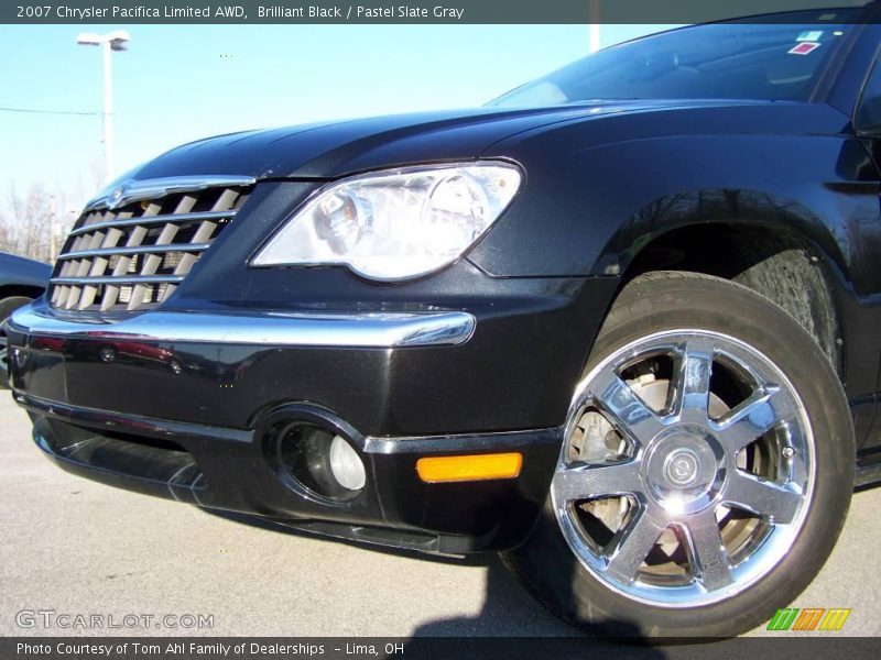 Brilliant Black / Pastel Slate Gray 2007 Chrysler Pacifica Limited AWD