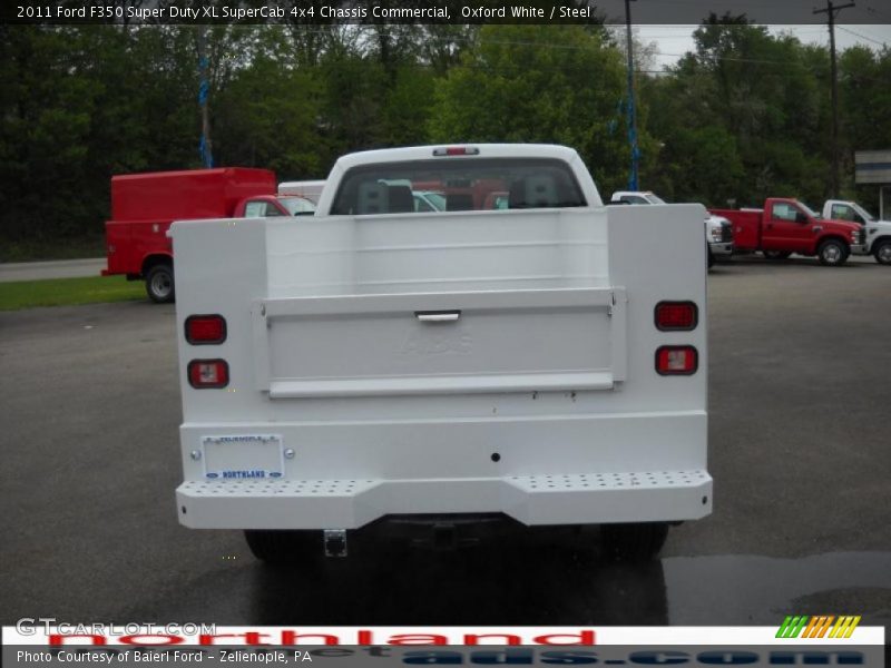 Oxford White / Steel 2011 Ford F350 Super Duty XL SuperCab 4x4 Chassis Commercial