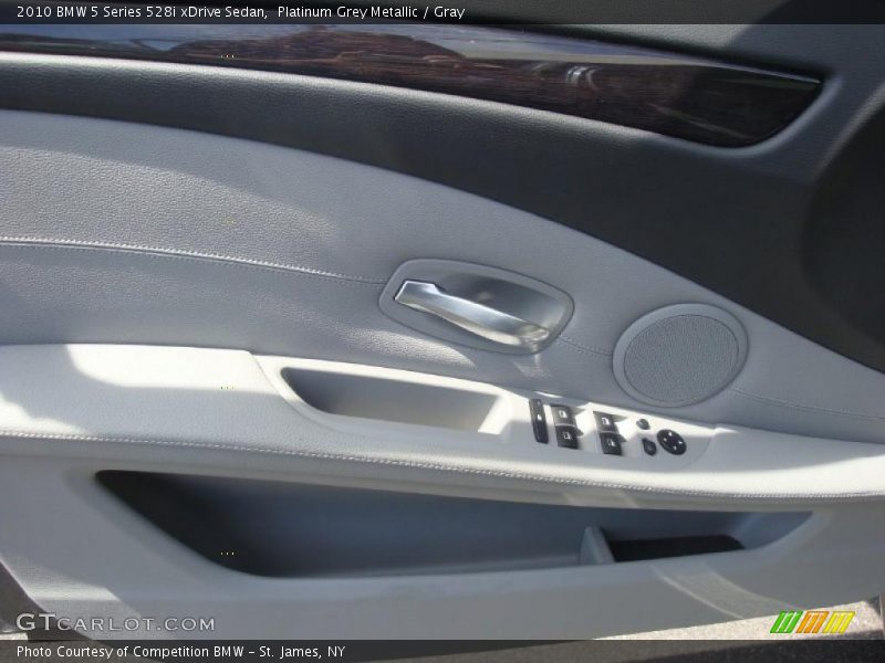 Platinum Grey Metallic / Gray 2010 BMW 5 Series 528i xDrive Sedan