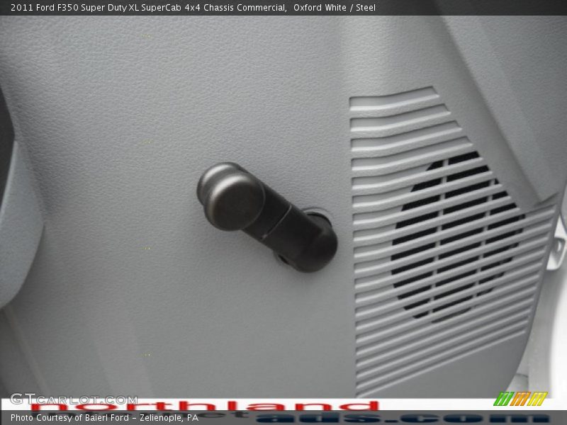 Oxford White / Steel 2011 Ford F350 Super Duty XL SuperCab 4x4 Chassis Commercial