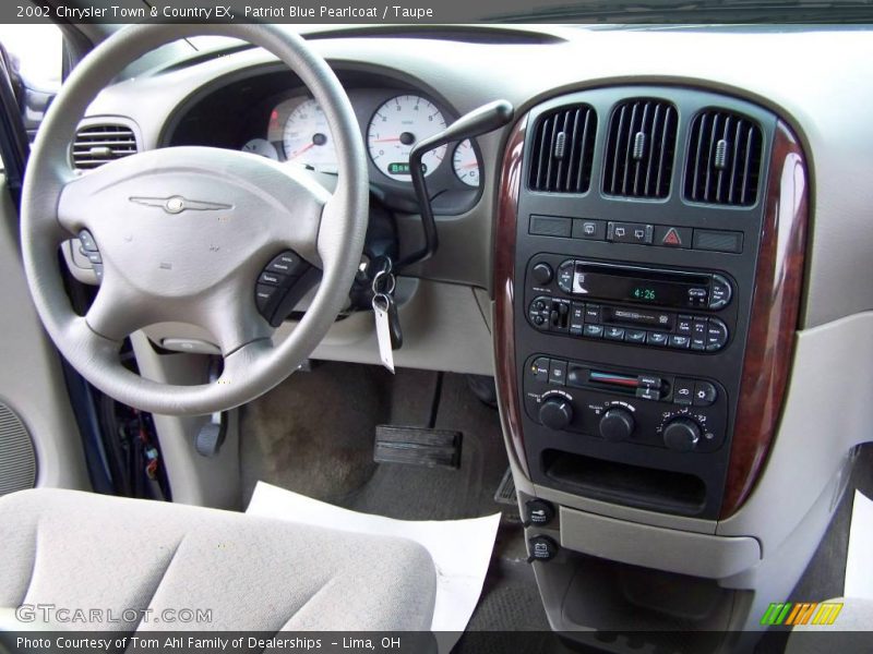 Patriot Blue Pearlcoat / Taupe 2002 Chrysler Town & Country EX