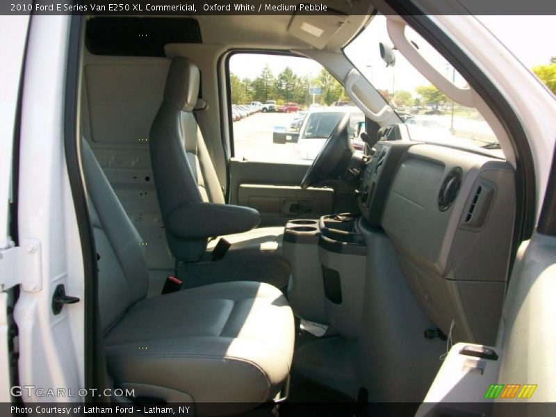 Oxford White / Medium Pebble 2010 Ford E Series Van E250 XL Commericial