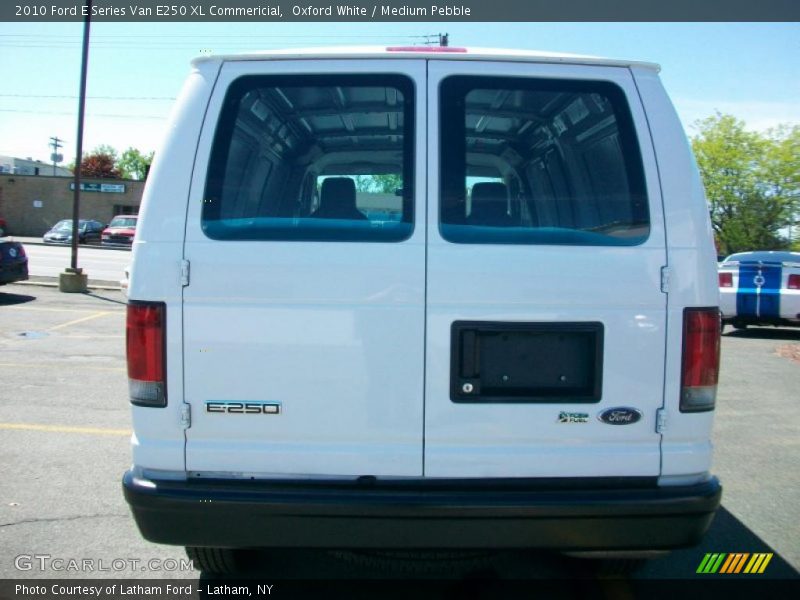 Oxford White / Medium Pebble 2010 Ford E Series Van E250 XL Commericial