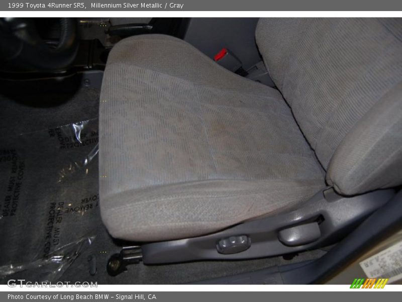 Millennium Silver Metallic / Gray 1999 Toyota 4Runner SR5