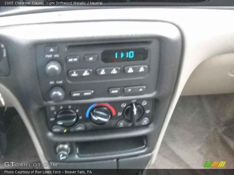 Light Driftwood Metallic / Neutral 2005 Chevrolet Classic