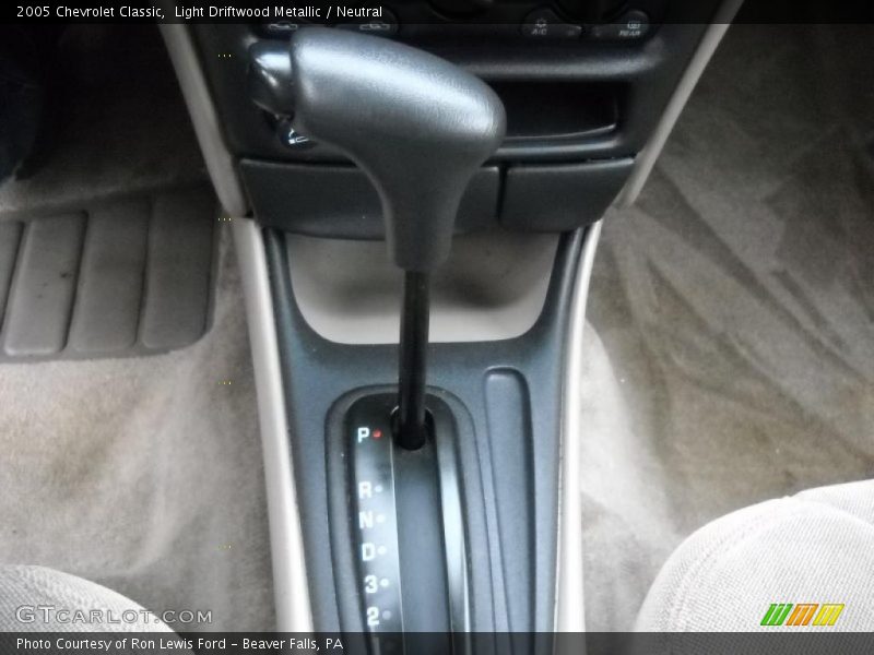 Light Driftwood Metallic / Neutral 2005 Chevrolet Classic