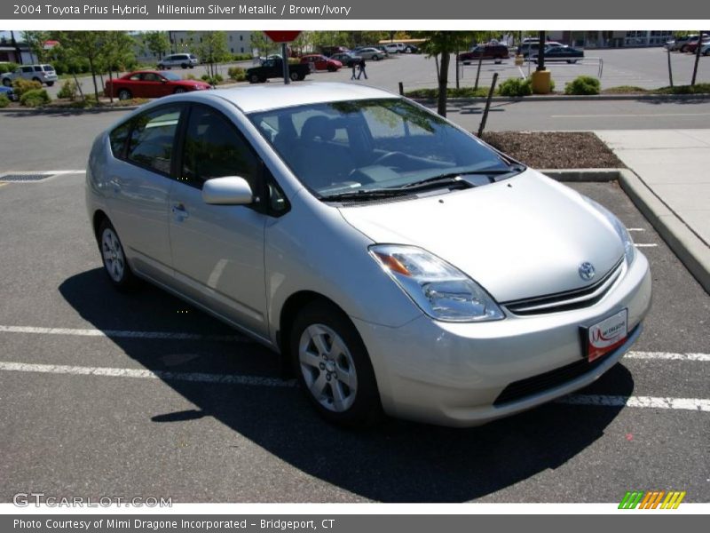 Millenium Silver Metallic / Brown/Ivory 2004 Toyota Prius Hybrid