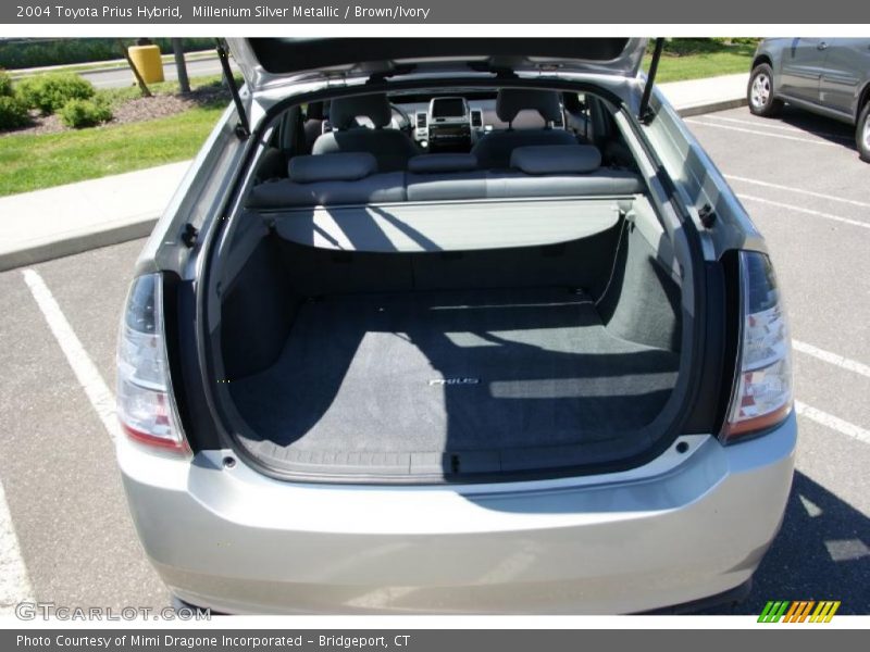 Millenium Silver Metallic / Brown/Ivory 2004 Toyota Prius Hybrid