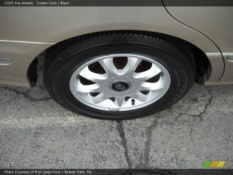 Cream Gold / Black 2005 Kia Amanti