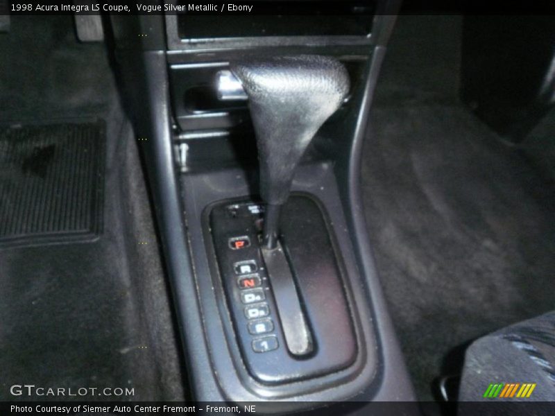 Vogue Silver Metallic / Ebony 1998 Acura Integra LS Coupe