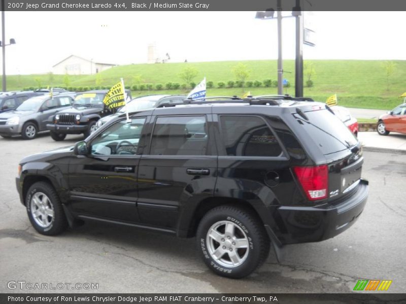 Black / Medium Slate Gray 2007 Jeep Grand Cherokee Laredo 4x4