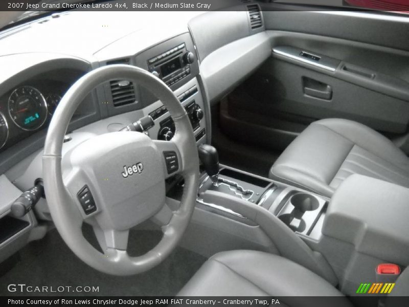 Black / Medium Slate Gray 2007 Jeep Grand Cherokee Laredo 4x4