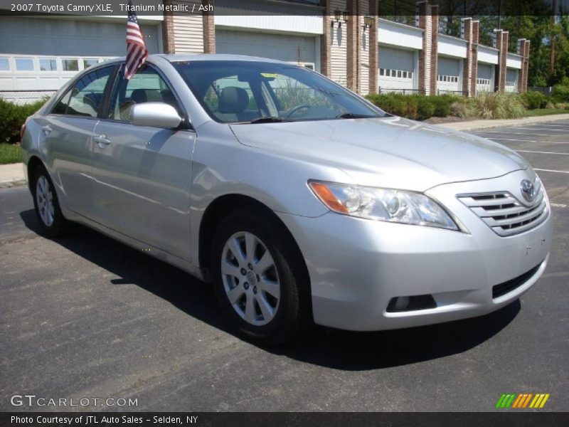Titanium Metallic / Ash 2007 Toyota Camry XLE