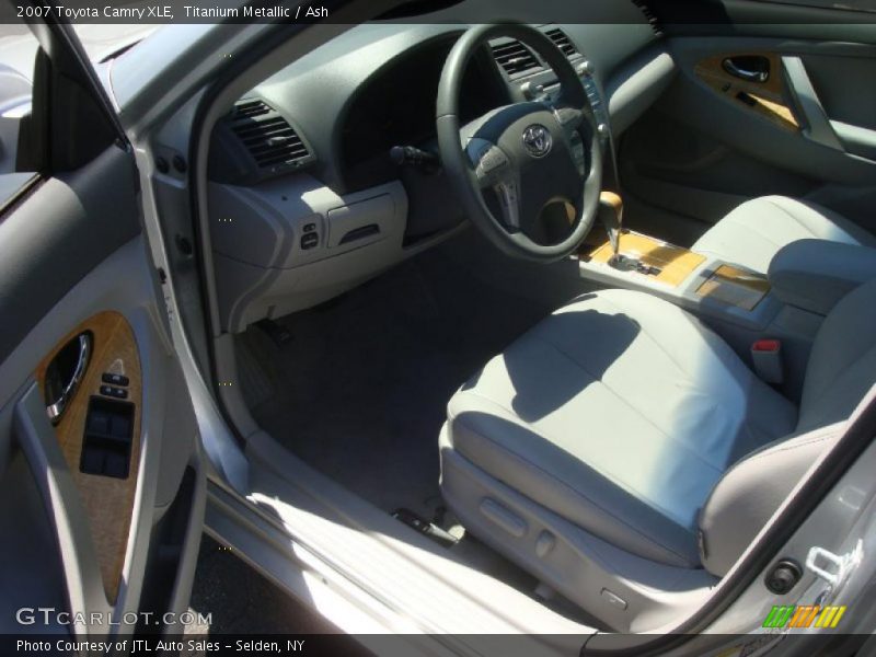 Titanium Metallic / Ash 2007 Toyota Camry XLE