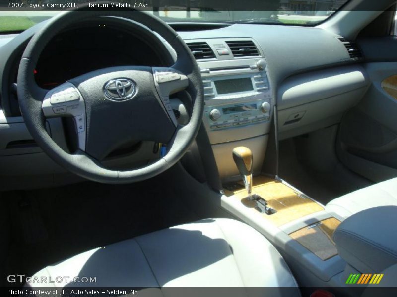 Titanium Metallic / Ash 2007 Toyota Camry XLE