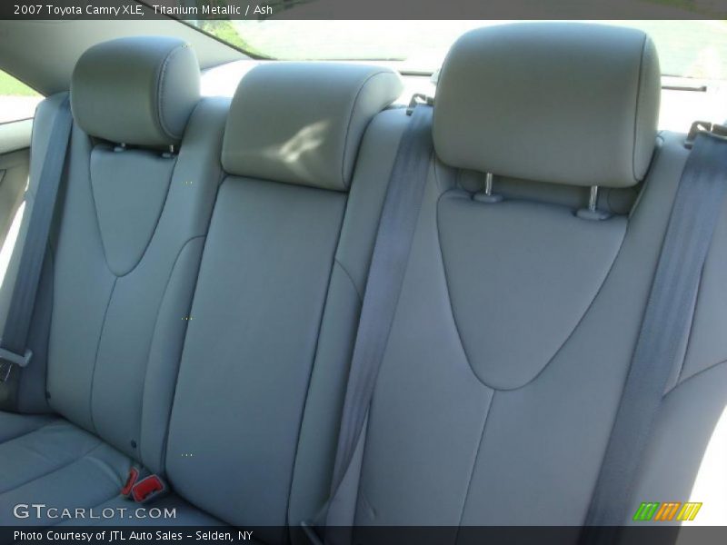 Titanium Metallic / Ash 2007 Toyota Camry XLE