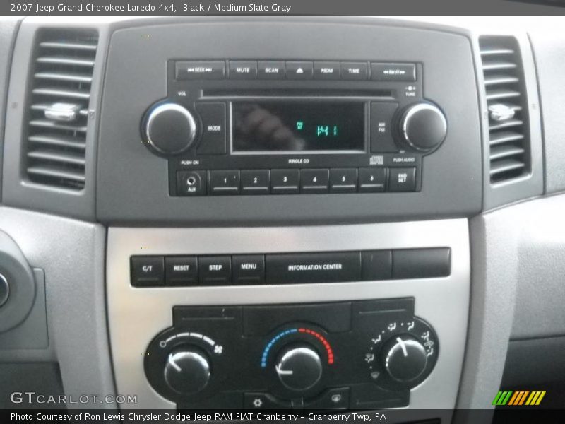 Black / Medium Slate Gray 2007 Jeep Grand Cherokee Laredo 4x4