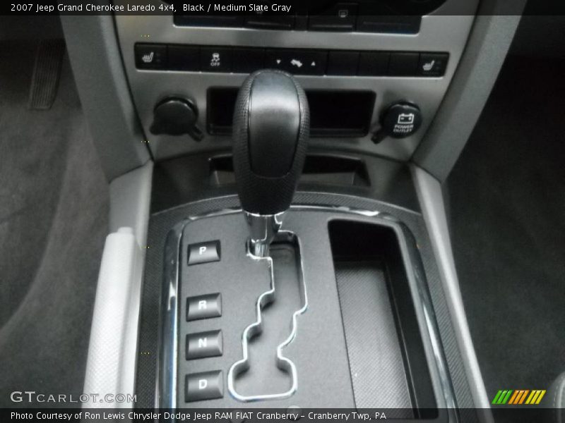 Black / Medium Slate Gray 2007 Jeep Grand Cherokee Laredo 4x4