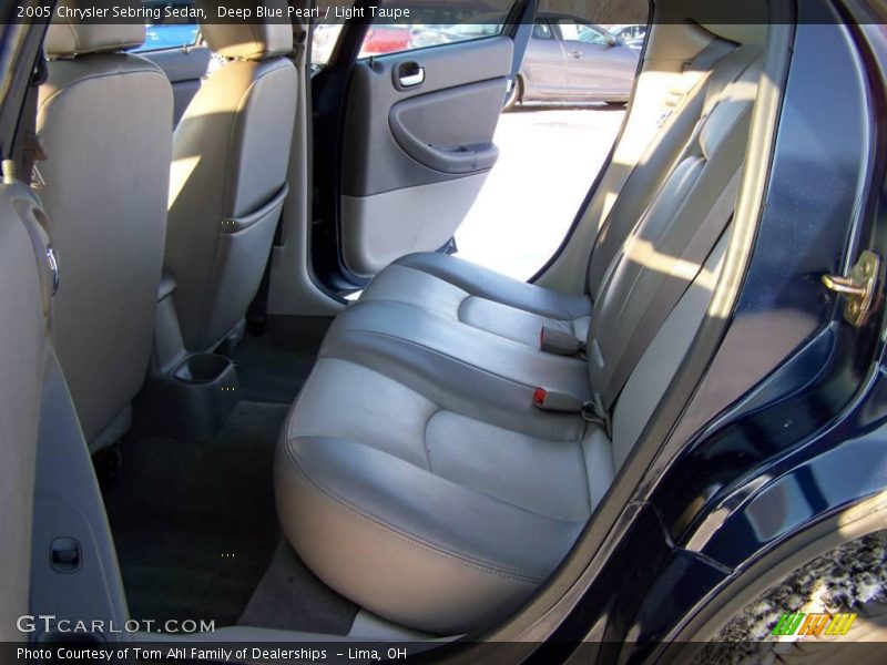 Deep Blue Pearl / Light Taupe 2005 Chrysler Sebring Sedan