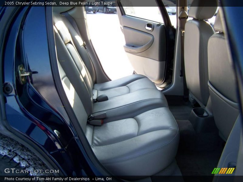 Deep Blue Pearl / Light Taupe 2005 Chrysler Sebring Sedan