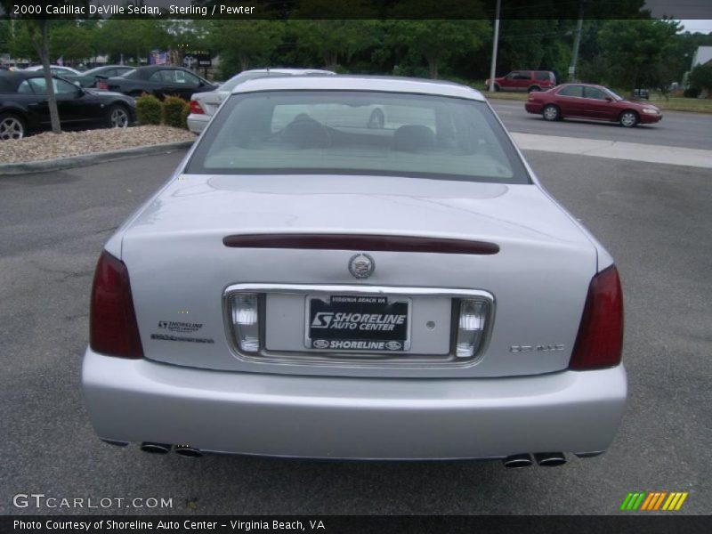 Sterling / Pewter 2000 Cadillac DeVille Sedan