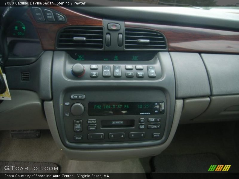 Sterling / Pewter 2000 Cadillac DeVille Sedan