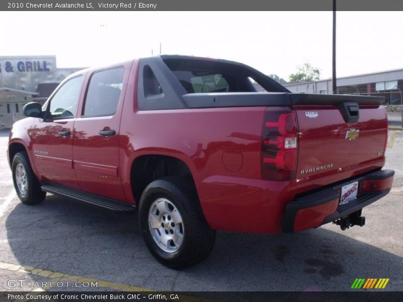 Victory Red / Ebony 2010 Chevrolet Avalanche LS