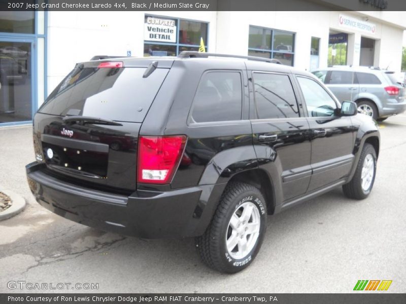 Black / Medium Slate Gray 2007 Jeep Grand Cherokee Laredo 4x4