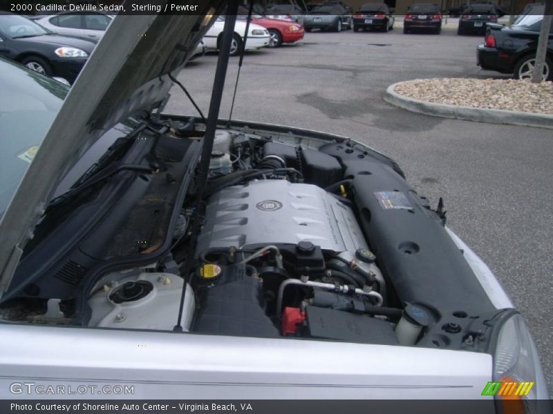 Sterling / Pewter 2000 Cadillac DeVille Sedan