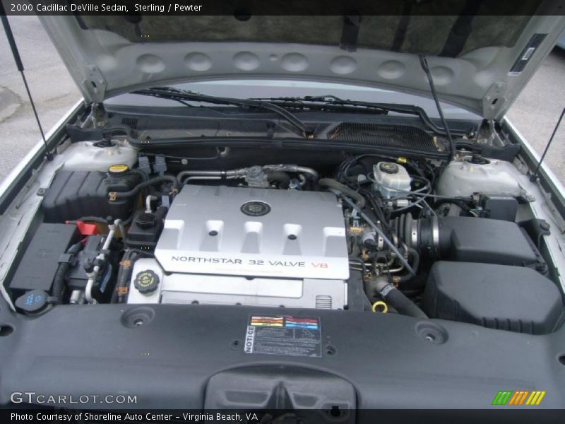 Sterling / Pewter 2000 Cadillac DeVille Sedan