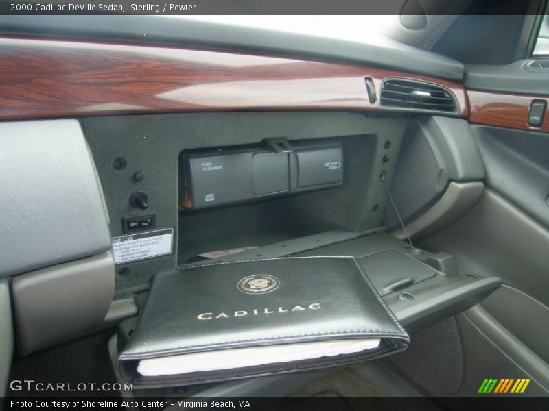 Sterling / Pewter 2000 Cadillac DeVille Sedan