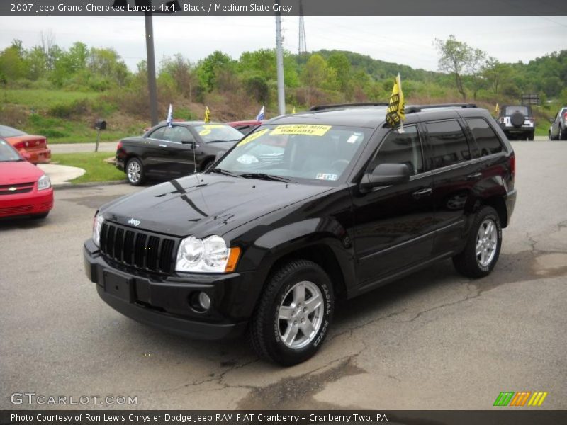 Black / Medium Slate Gray 2007 Jeep Grand Cherokee Laredo 4x4