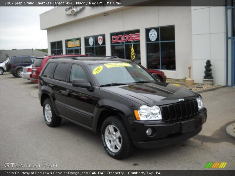 Black / Medium Slate Gray 2007 Jeep Grand Cherokee Laredo 4x4