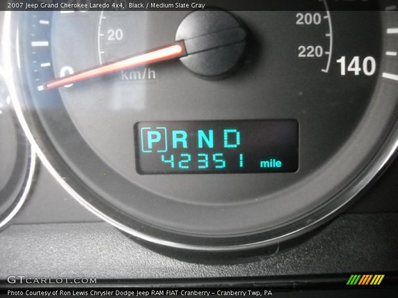 Black / Medium Slate Gray 2007 Jeep Grand Cherokee Laredo 4x4
