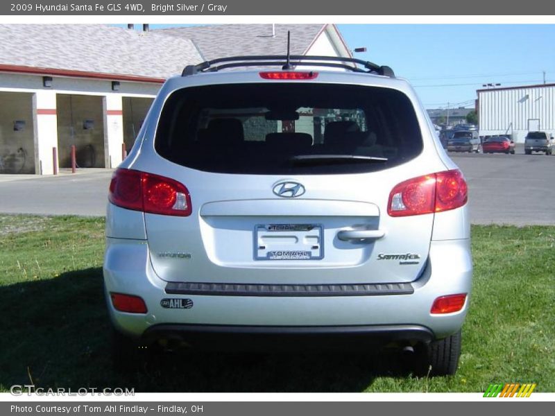 Bright Silver / Gray 2009 Hyundai Santa Fe GLS 4WD